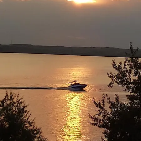 Mona Lägenhet Mamaia