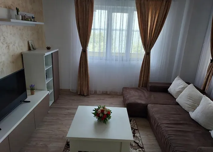 Διαμέρισμα Mona Mamaia